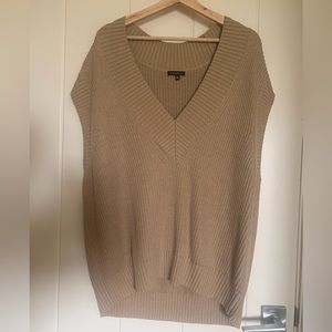 Dynamite taupe sweater vest